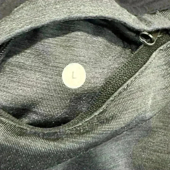 Lululemon T.H.E. Short Linerless 11" Men’s L Gray Activewear Gym Athletic *READ - Picture 7 of 12